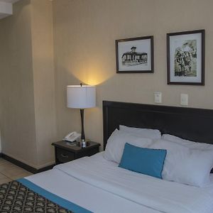 Habitación con Cama Queen