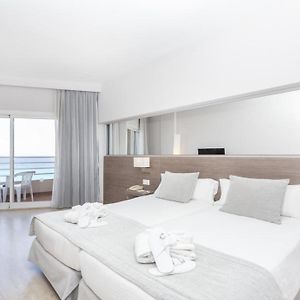 Habitación Superior con 2 Camas Individuales