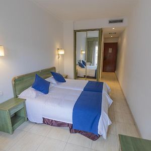 Habitación Estándar con Cama Queen