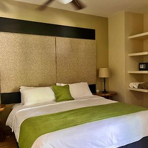 Habitación con Cama King