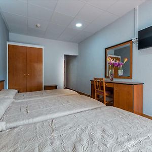 Private Bathroom Triple Room