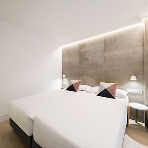 Habitación Estándar con 2 Camas Individuales