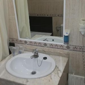 Habitación con Cama King