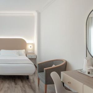 Habitación Doble Pequeña