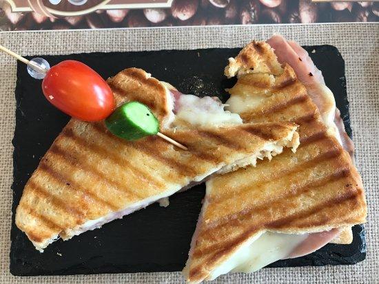 Uncle George Restaurant