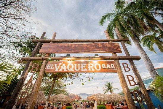 El Vaquero Beach Bar