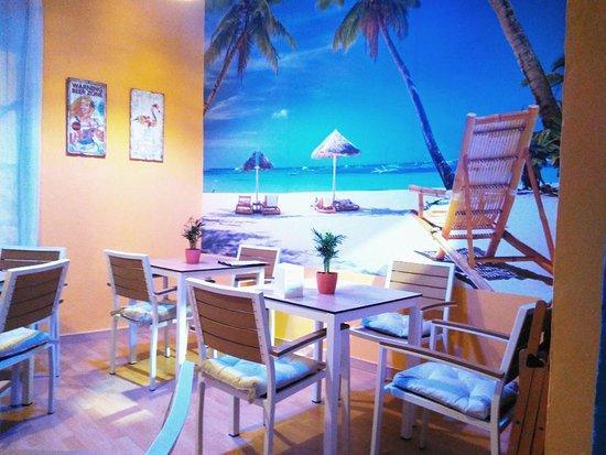 Armonia Holiday Bar