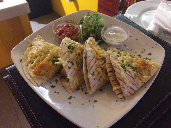 El Patron Tragos Y Algo Mas