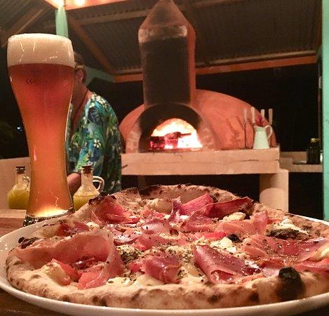 La Leyenda de L'Antico Forno en El Establo de Bruce
