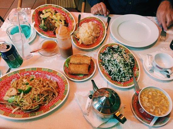 Hong Kong Dragon Garden