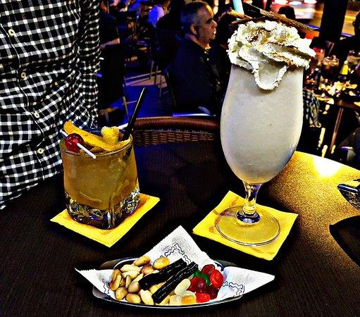 Cocteleria Cafe Dardo