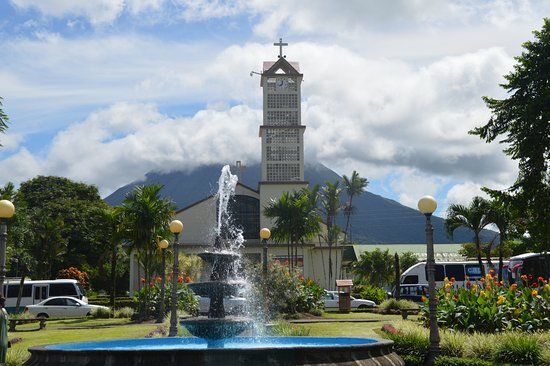 la Iglesia de La Fortuna de San Carlos