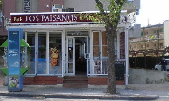 Los Paisanos