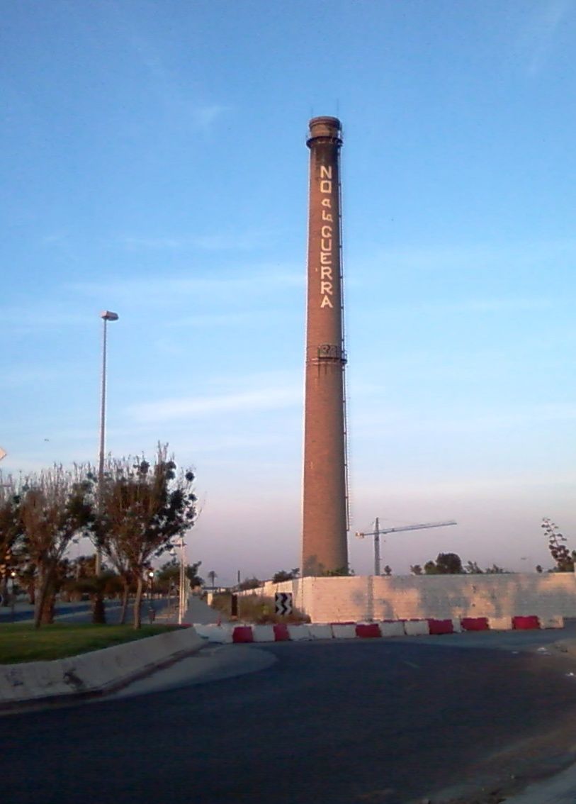 Chimenea de la central térmica de La Misericordia